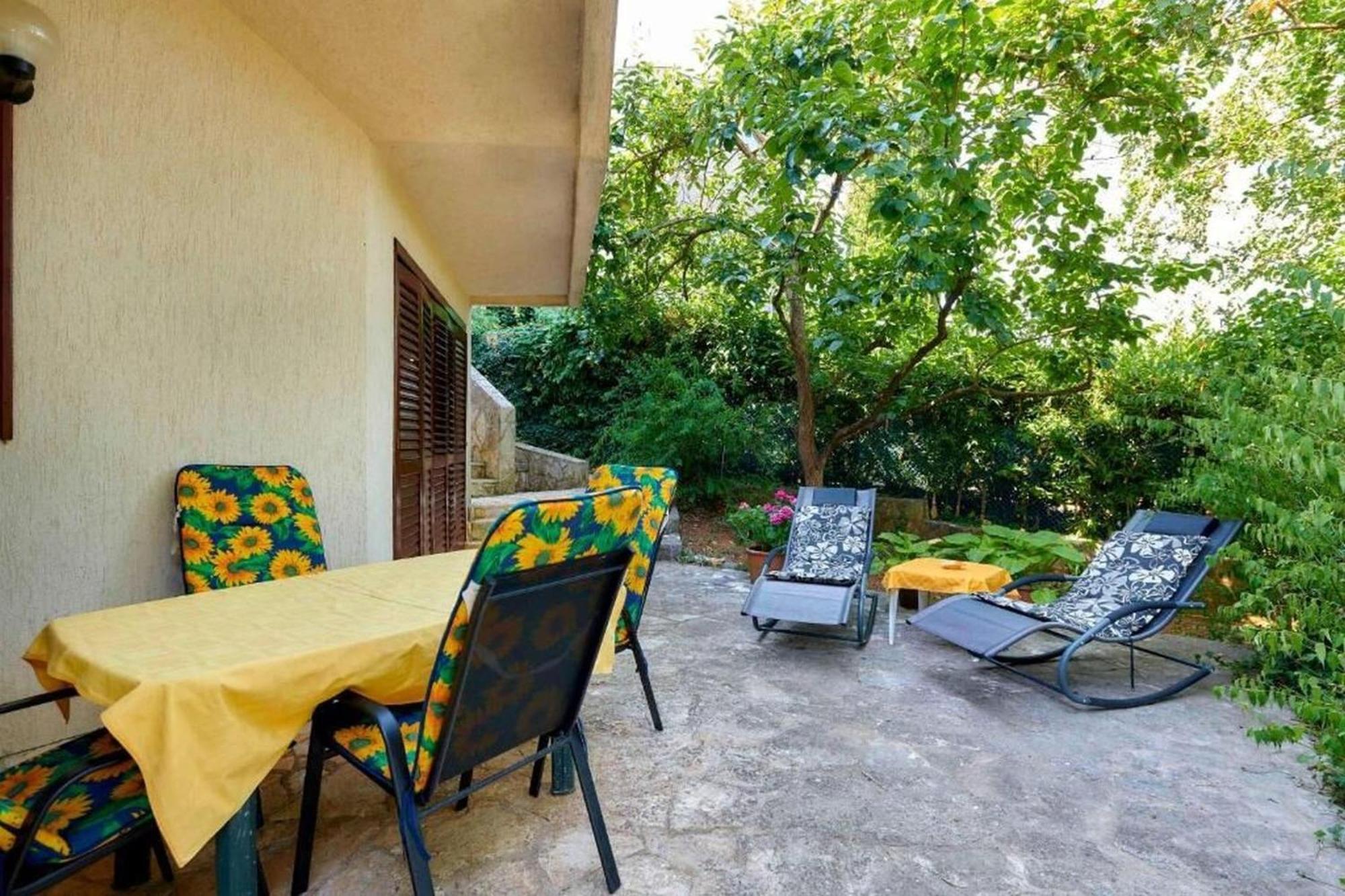 Apartments Davorka 班约勒 外观 照片