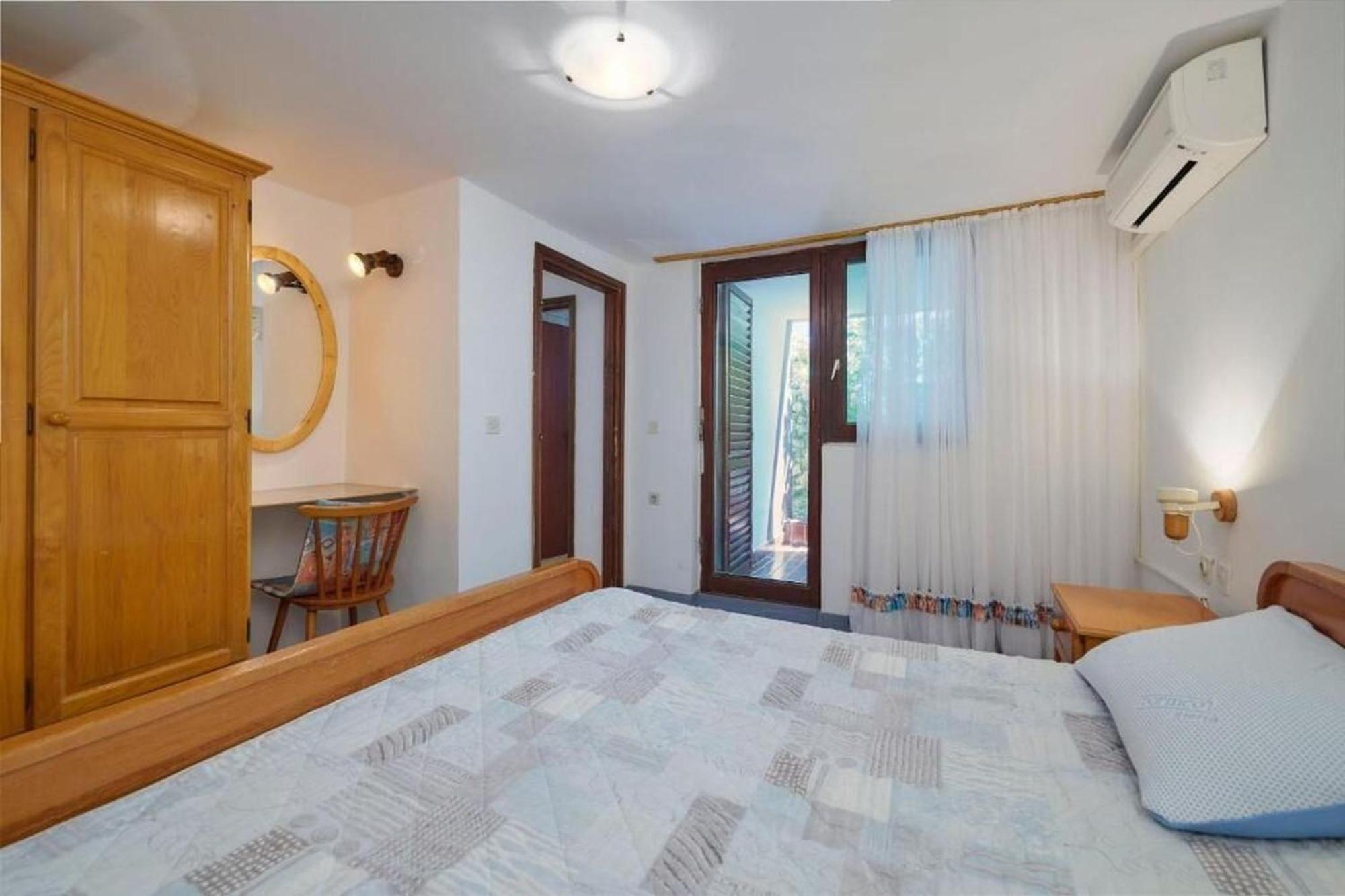 Apartments Davorka 班约勒 外观 照片